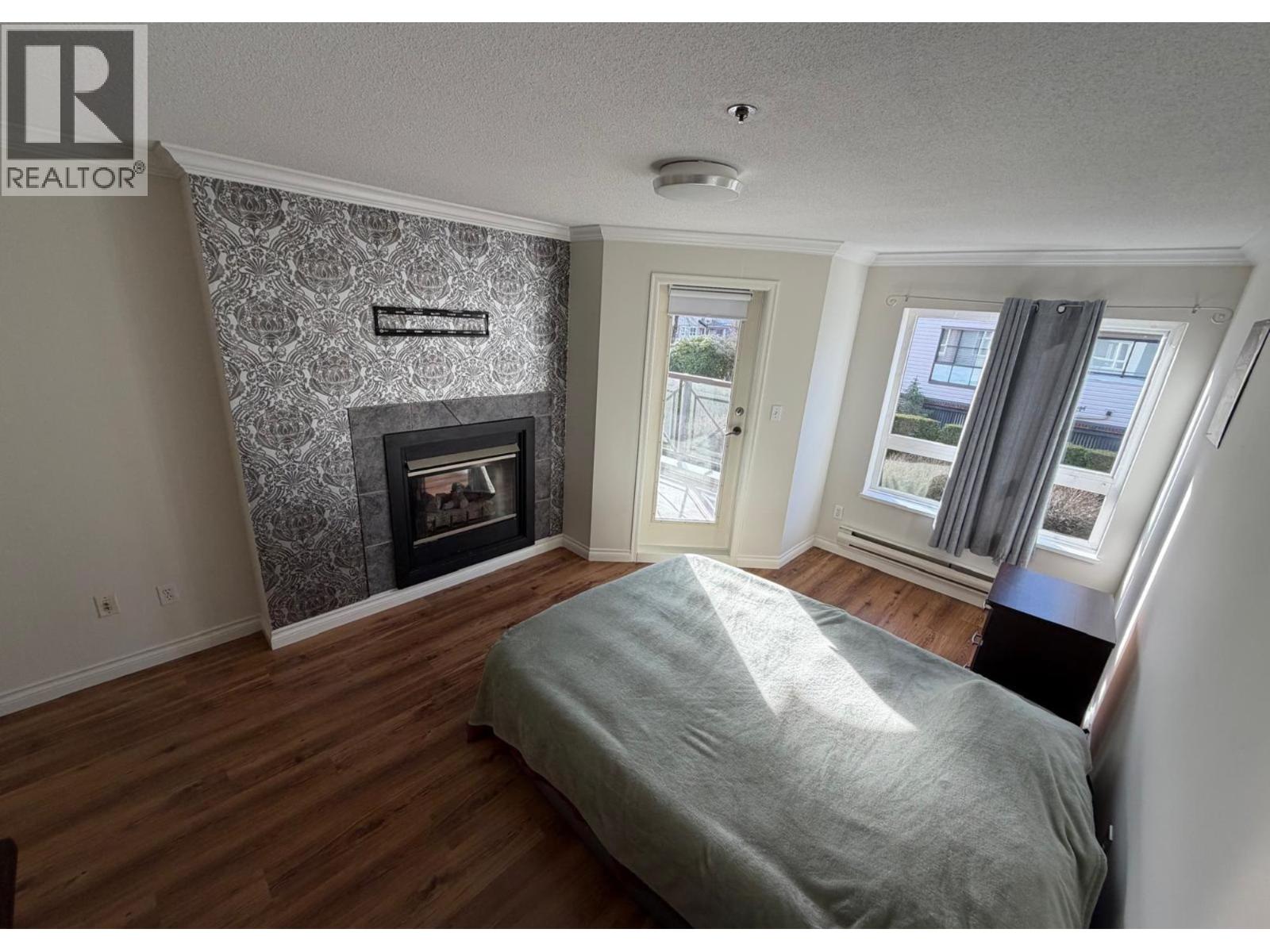 2335 Whyte, Port Coquitlam, British Columbia  V3C 2A3 - Photo 9 - R3106297