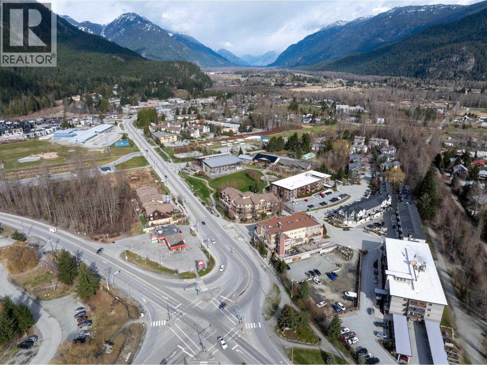 7340 Crabapple Court, Pemberton, British Columbia  V0N 2L1 - Photo 5 - C8077546