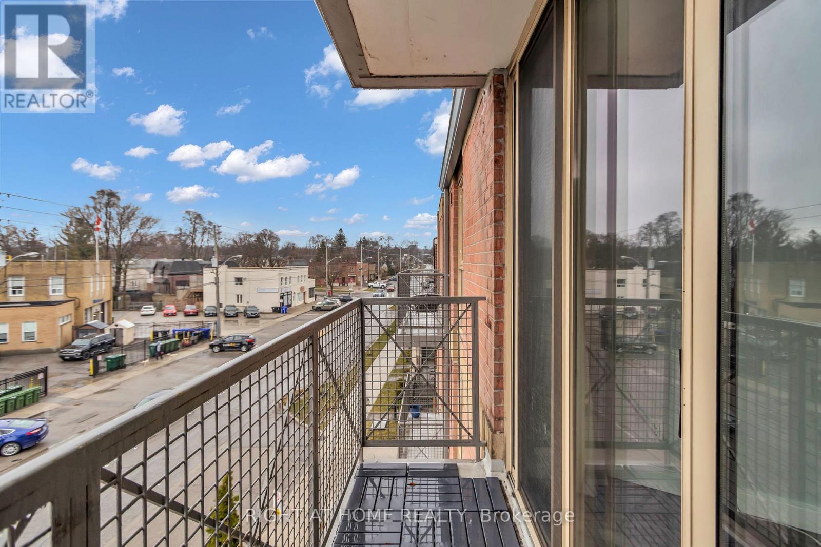 406 - 356 Mcrae Drive, Toronto, Ontario  M4G 4G4 - Photo 18 - C12948506