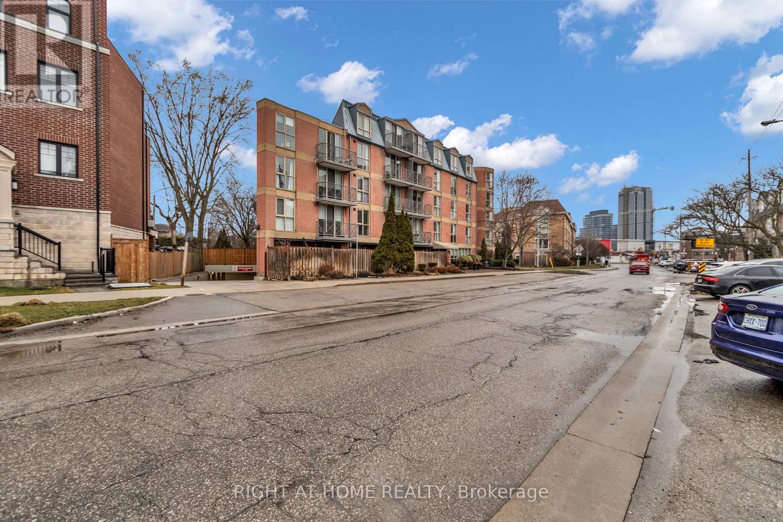 406 - 356 Mcrae Drive, Toronto, Ontario  M4G 4G4 - Photo 20 - C12948506