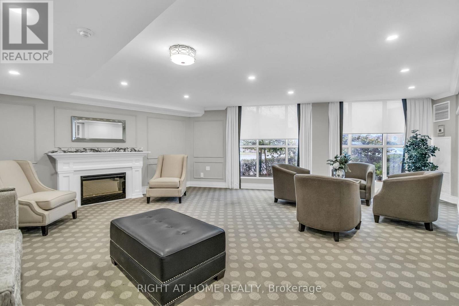 406 - 356 Mcrae Drive, Toronto, Ontario  M4G 4G4 - Photo 24 - C12948506