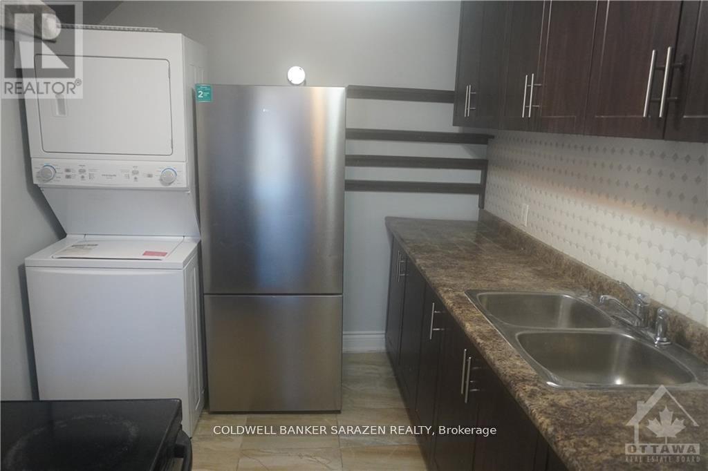 2 - 326 Flora Street, Ottawa, Ontario  K1R 5S3 - Photo 12 - X12948498