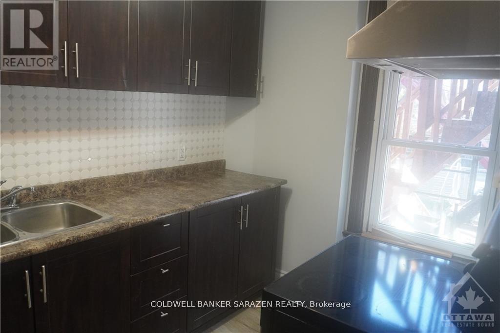 2 - 326 Flora Street, Ottawa, Ontario  K1R 5S3 - Photo 13 - X12948498