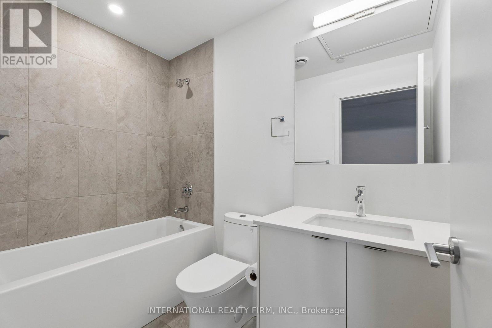 1701 - 1606 Charles Street, Whitby, Ontario  L1N 0P1 - Photo 19 - E12948514