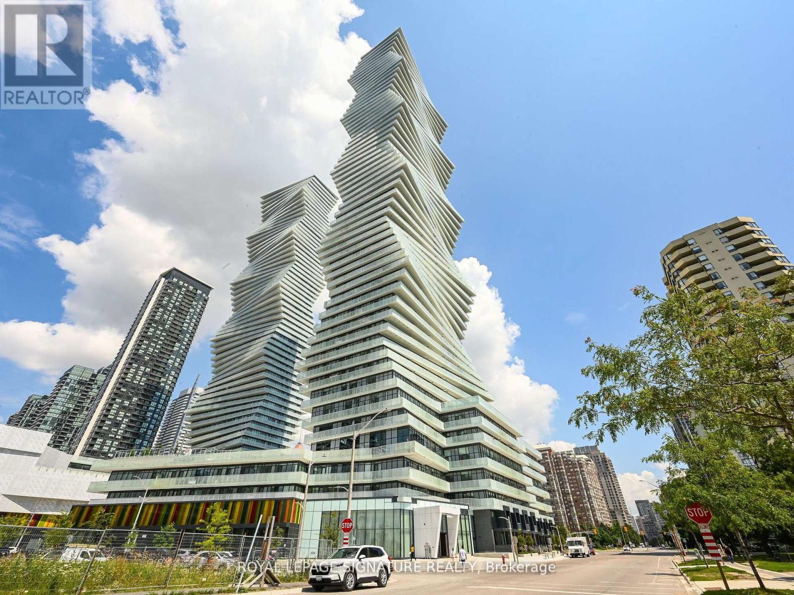 5709 - 3883 Quartz Road S, Mississauga, Ontario  L5B 0M4 - Photo 2 - W12948486