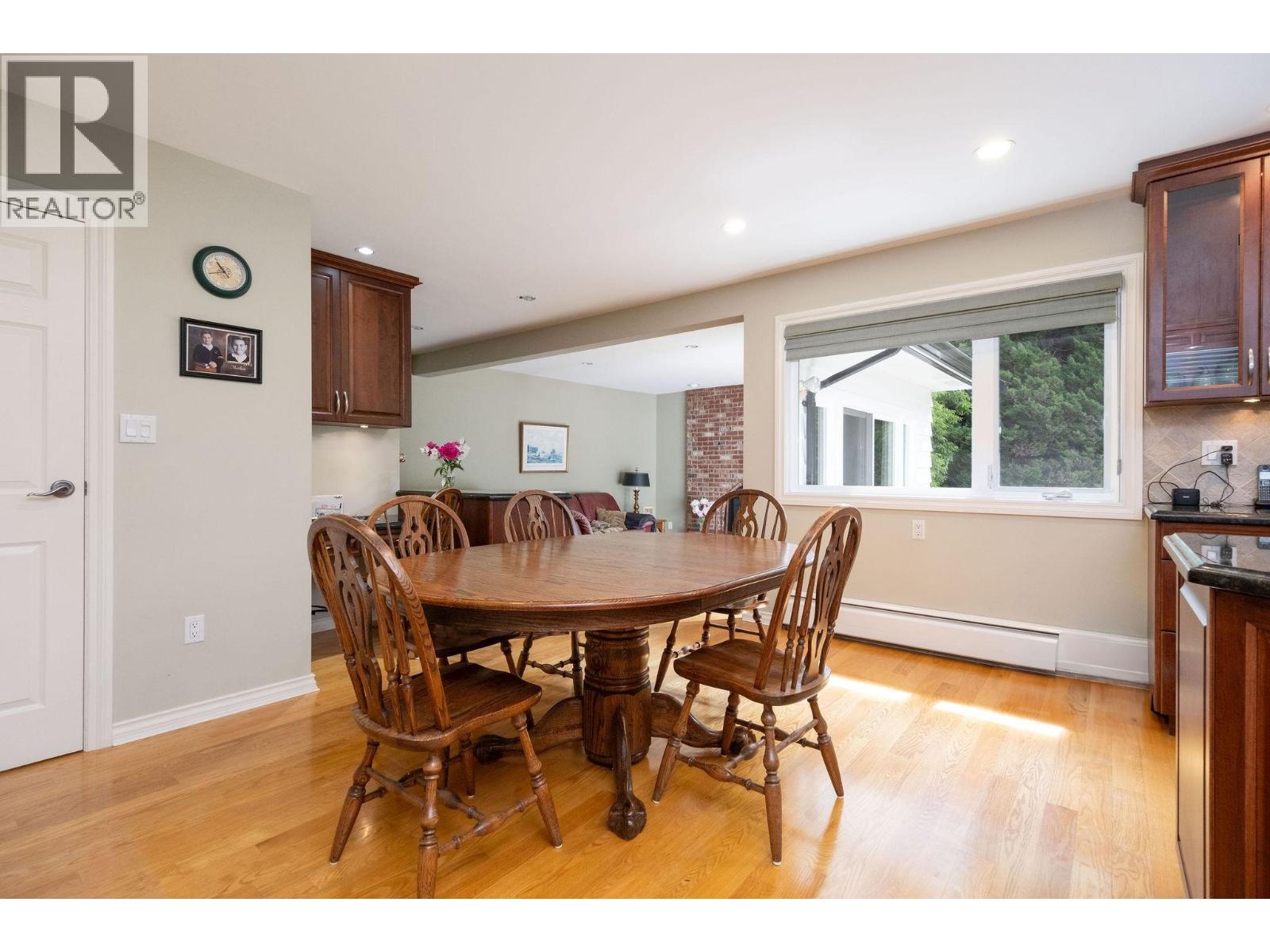 6350 Buckingham Drive, Burnaby, British Columbia  V5E 2A7 - Photo 12 - R3106189