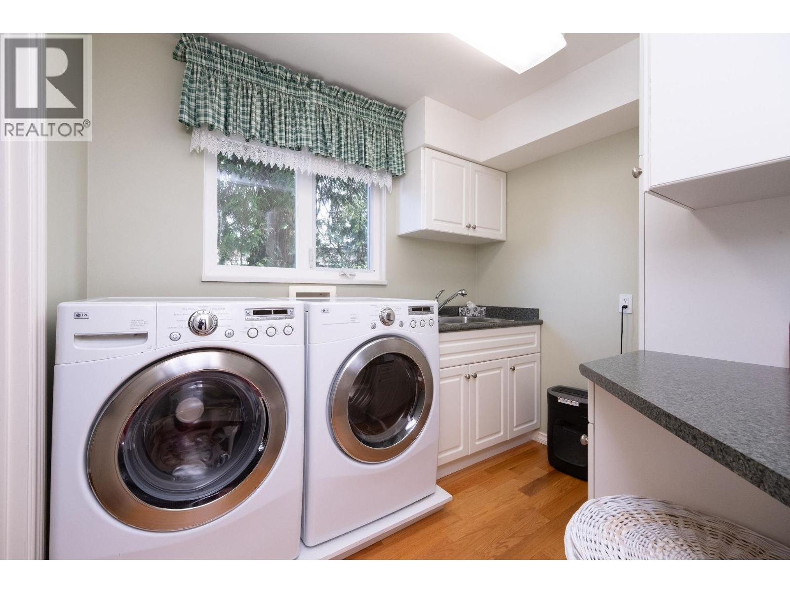 6350 Buckingham Drive, Burnaby, British Columbia  V5E 2A7 - Photo 16 - R3106189