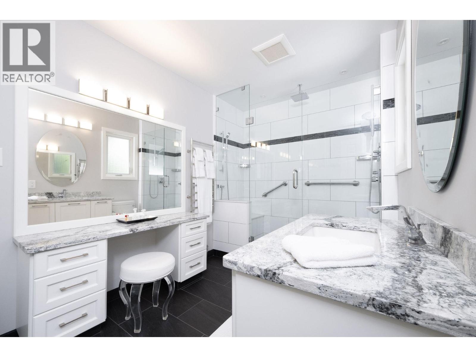 6350 Buckingham Drive, Burnaby, British Columbia  V5E 2A7 - Photo 21 - R3106189