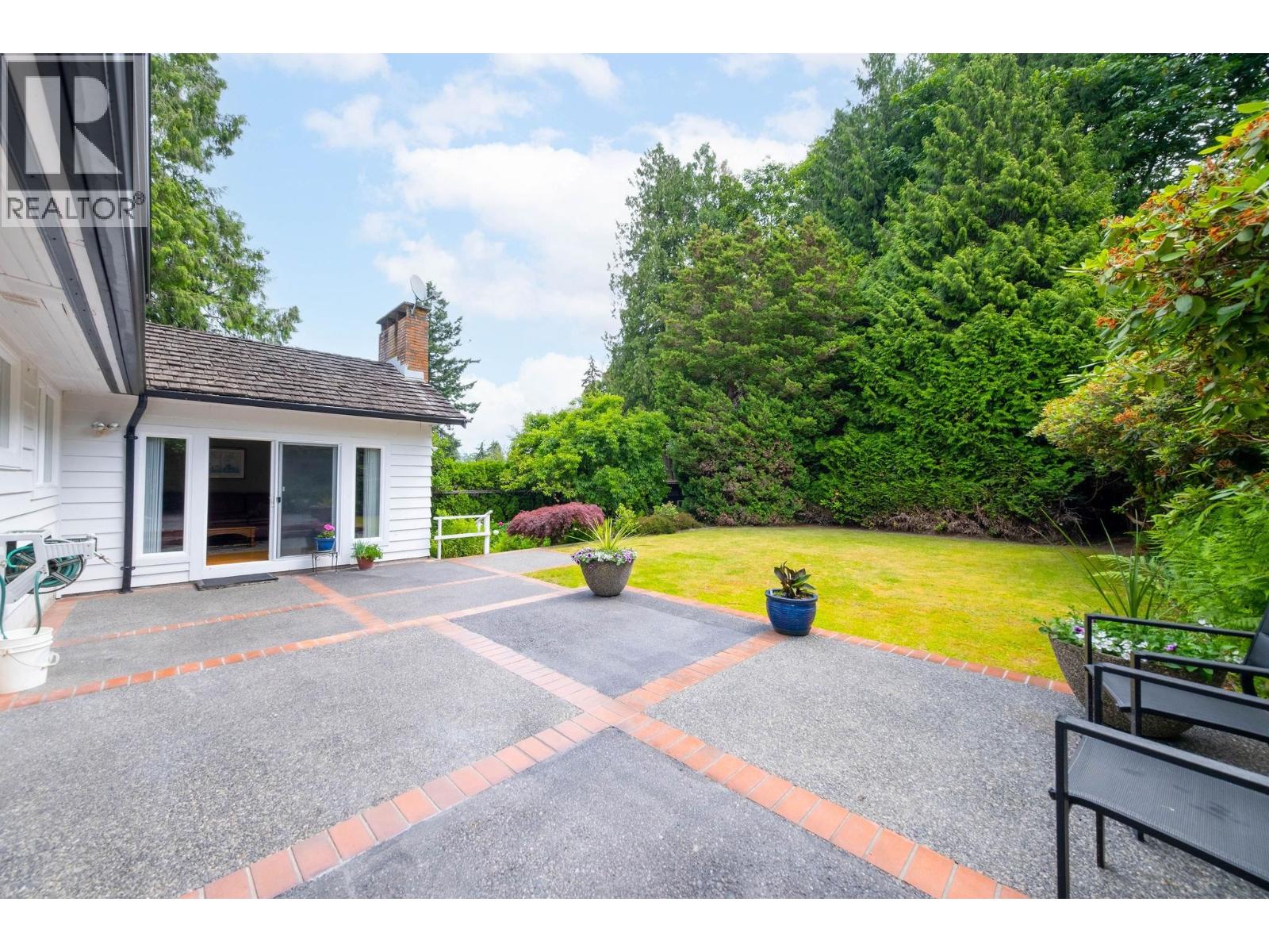 6350 Buckingham Drive, Burnaby, British Columbia  V5E 2A7 - Photo 37 - R3106189