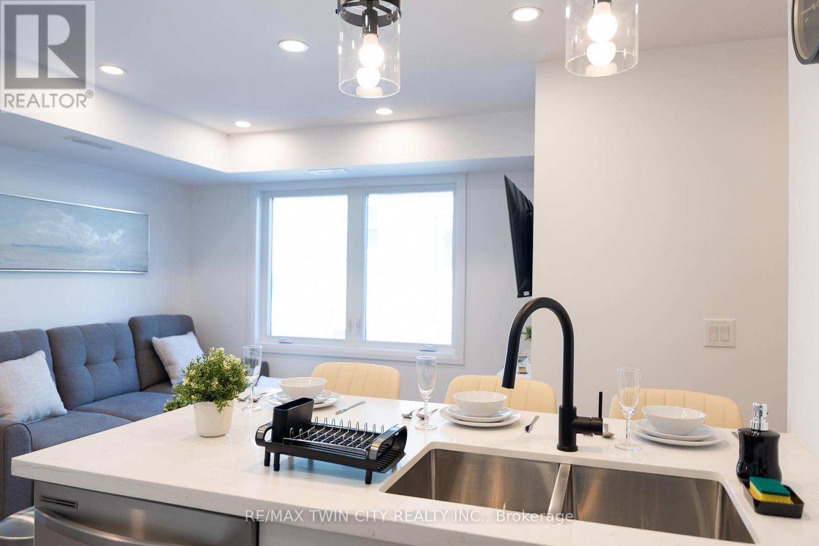 4 - 825 Stirling Avenue S, Kitchener, Ontario  N2M 3K4 - Photo 23 - X12948502