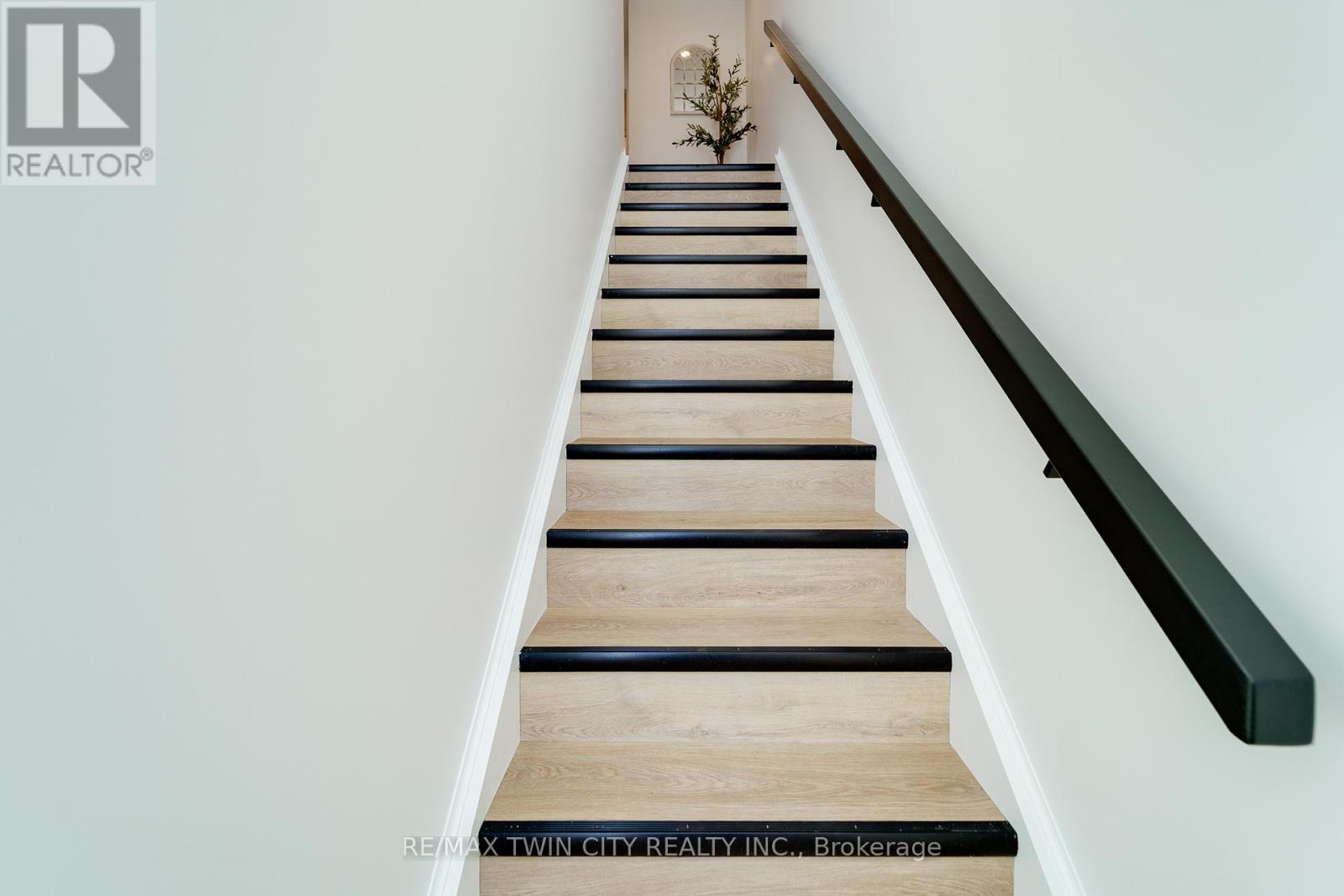 3 - 825 Stirling Avenue S, Kitchener, Ontario  N2M 3K4 - Photo 15 - X12948508