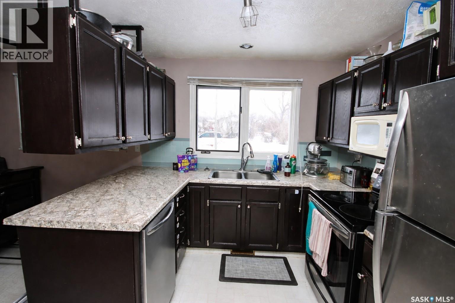 560 Tallman Street, Macoun, Saskatchewan  S0C 1P0 - Photo 7 - SK031883