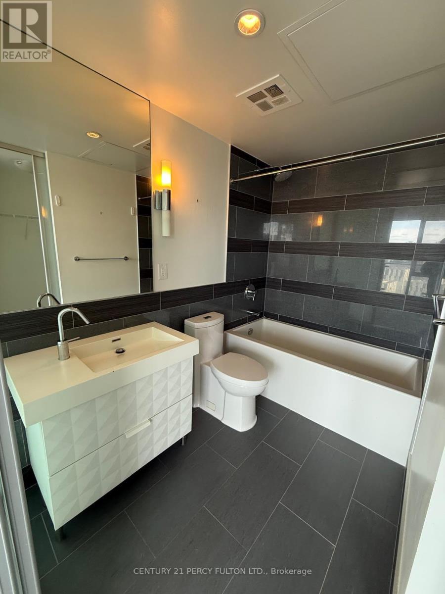 2102 - 70 Distillery Lane, Toronto, Ontario  M5A 0E3 - Photo 11 - C12868596