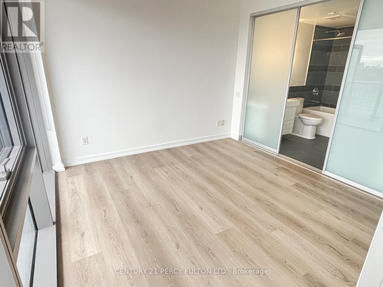 2102 - 70 Distillery Lane, Toronto, Ontario  M5A 0E3 - Photo 7 - C12868596