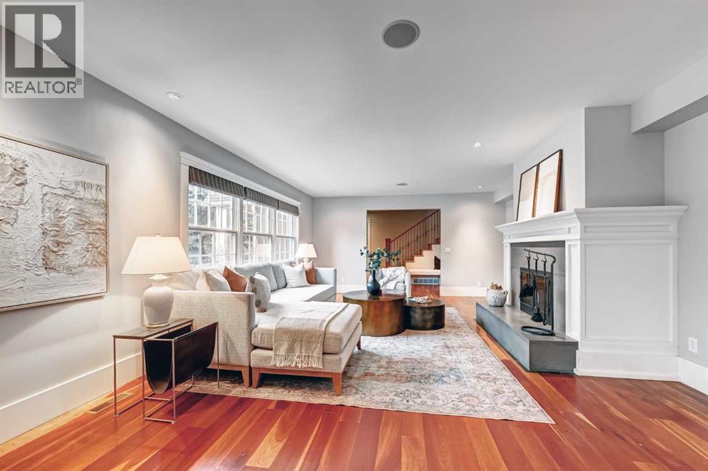 52 Maryland Place Sw, Calgary, Alberta  T2V 2E7 - Photo 9 - A2287227