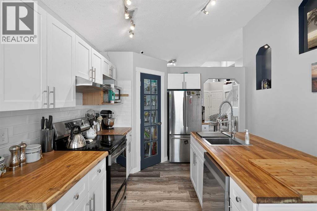 38 Canoe Circle SW, Airdrie, Alberta  T4B 2L6 - Photo 14 - A2288202