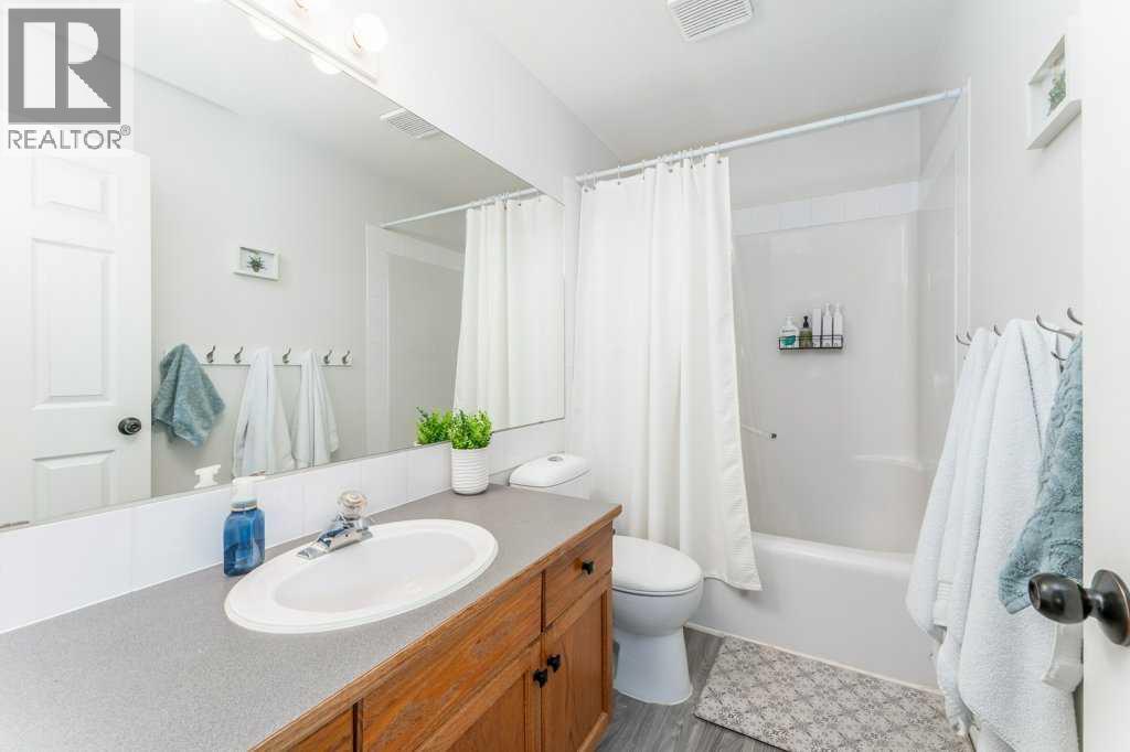 19, 1022 Rundleview Drive, Canmore, Alberta  T1W 2P2 - Photo 24 - A2295969