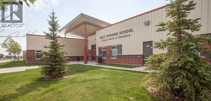 1505, 1850 80 Street SW, Calgary, Alberta  T3H 3W5 - Photo 14 - A2296327