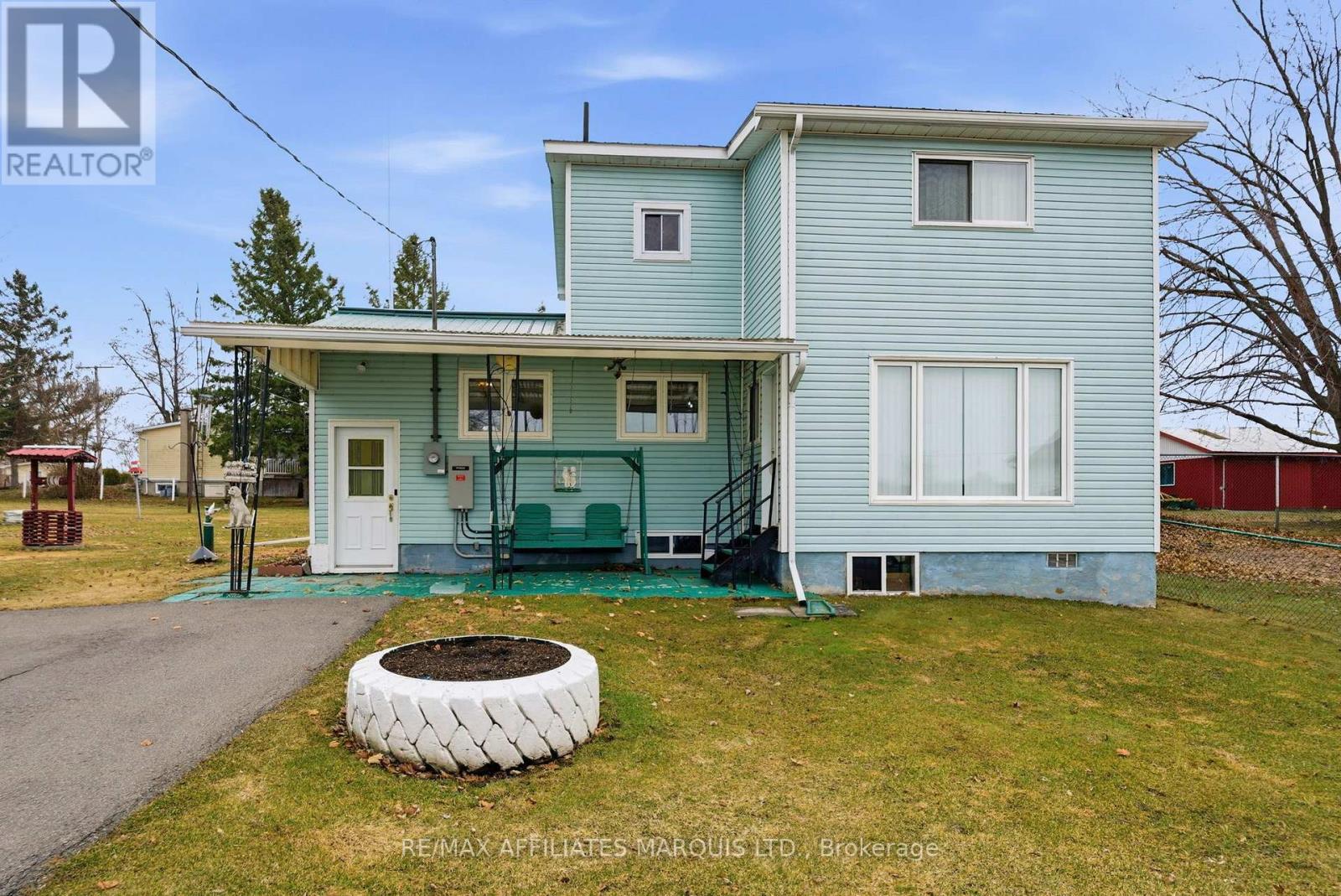 19140 Hay Road, South Glengarry, Ontario  K0C 2E0 - Photo 2 - X12948542