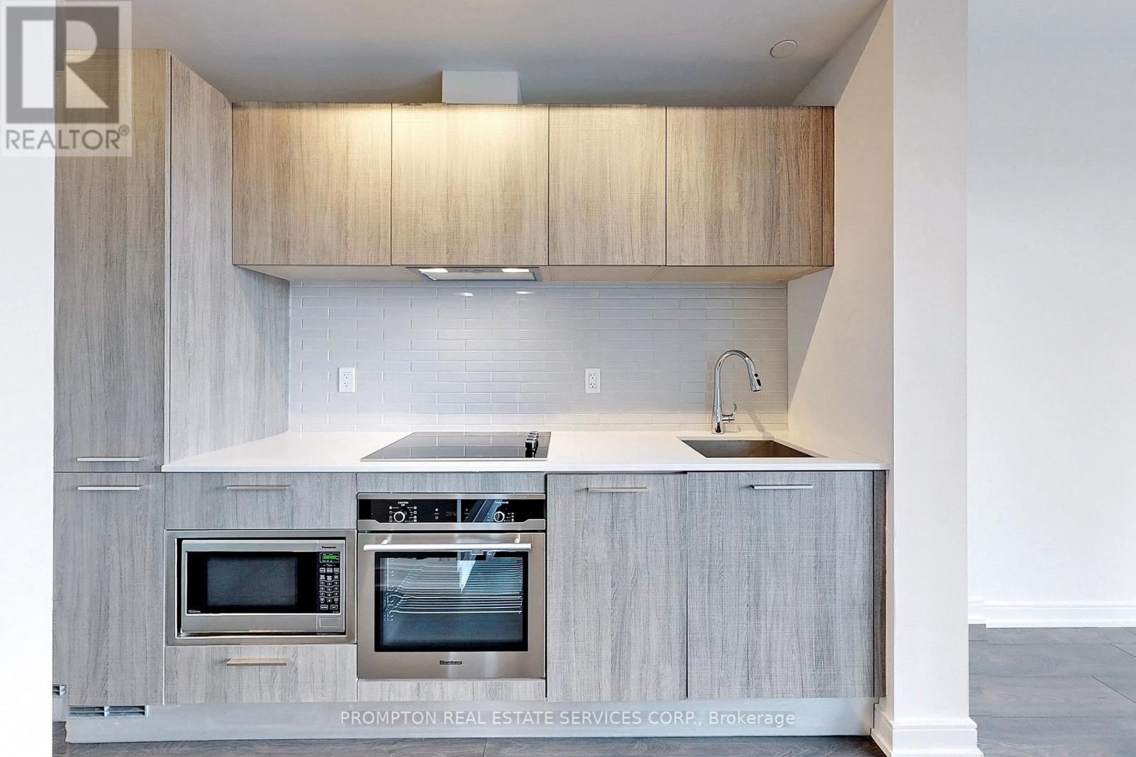 2612 - 3 Gloucester Street, Toronto, Ontario  M4Y 0C6 - Photo 2 - C12948526