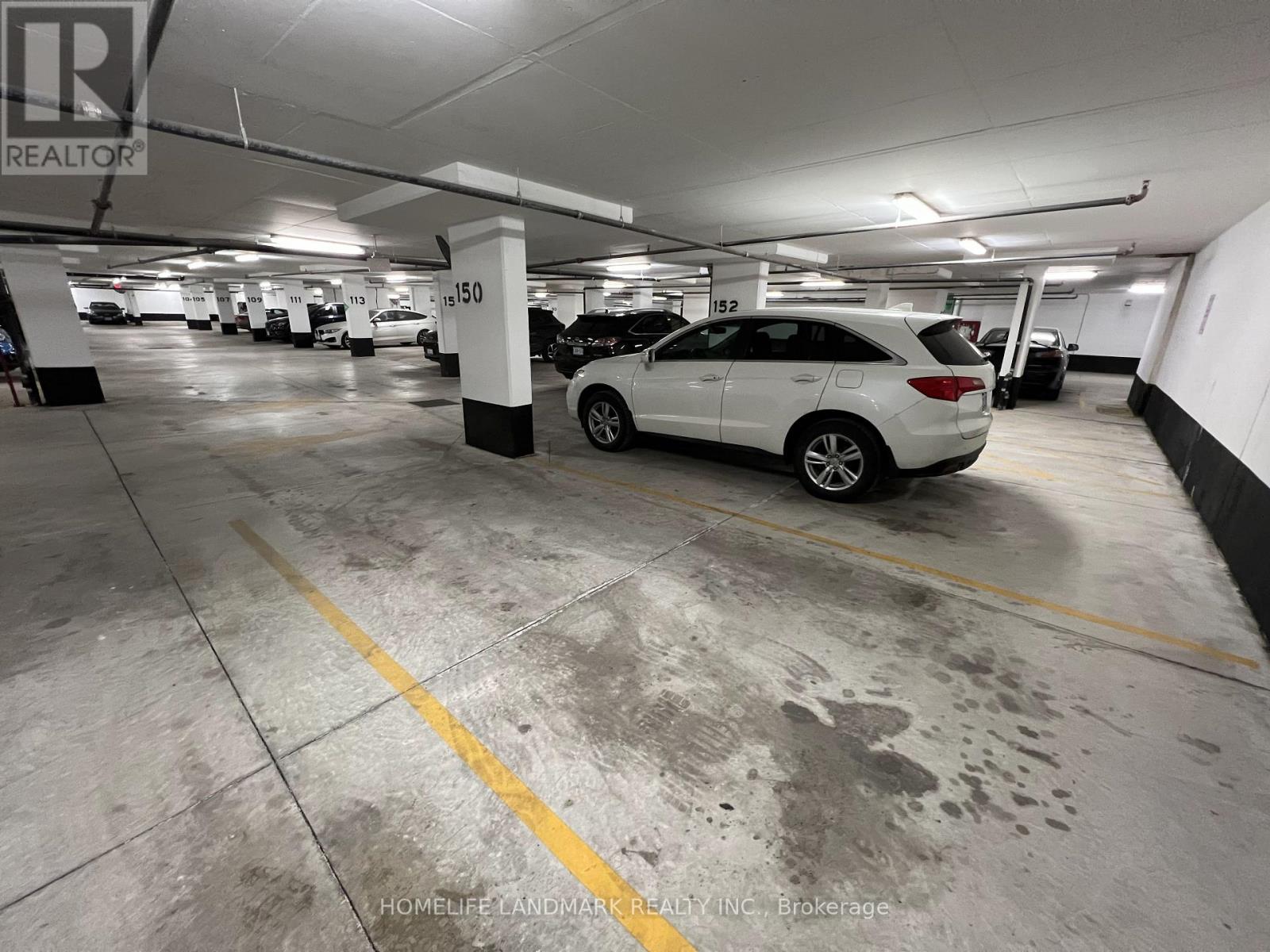 Parking - 1080 Bay Street, Toronto, Ontario  M5S 0A5 - Photo 2 - C12948528