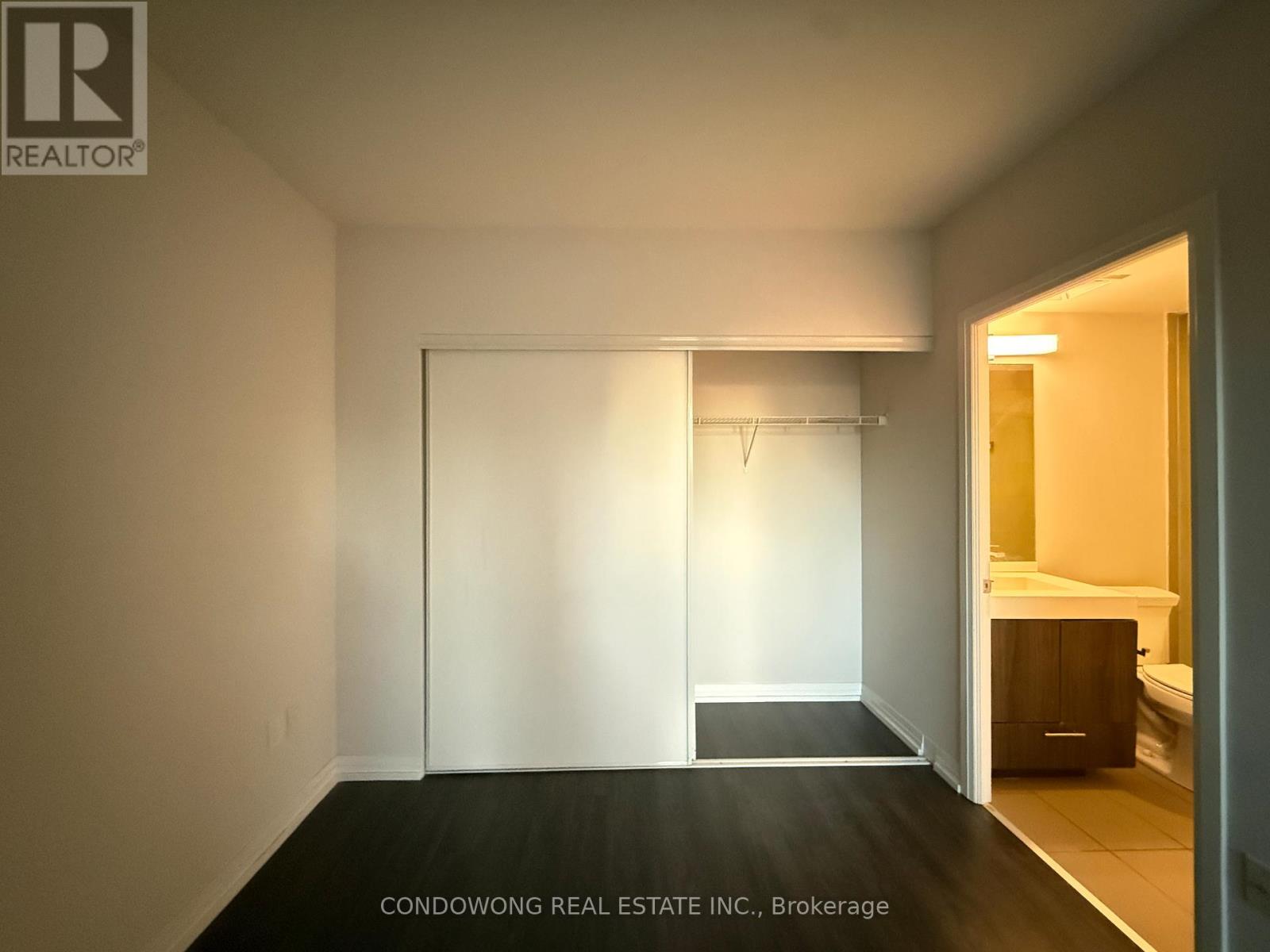 2210 - 251 Jarvis Street, Toronto, Ontario  M5B 0C3 - Photo 3 - C12948570