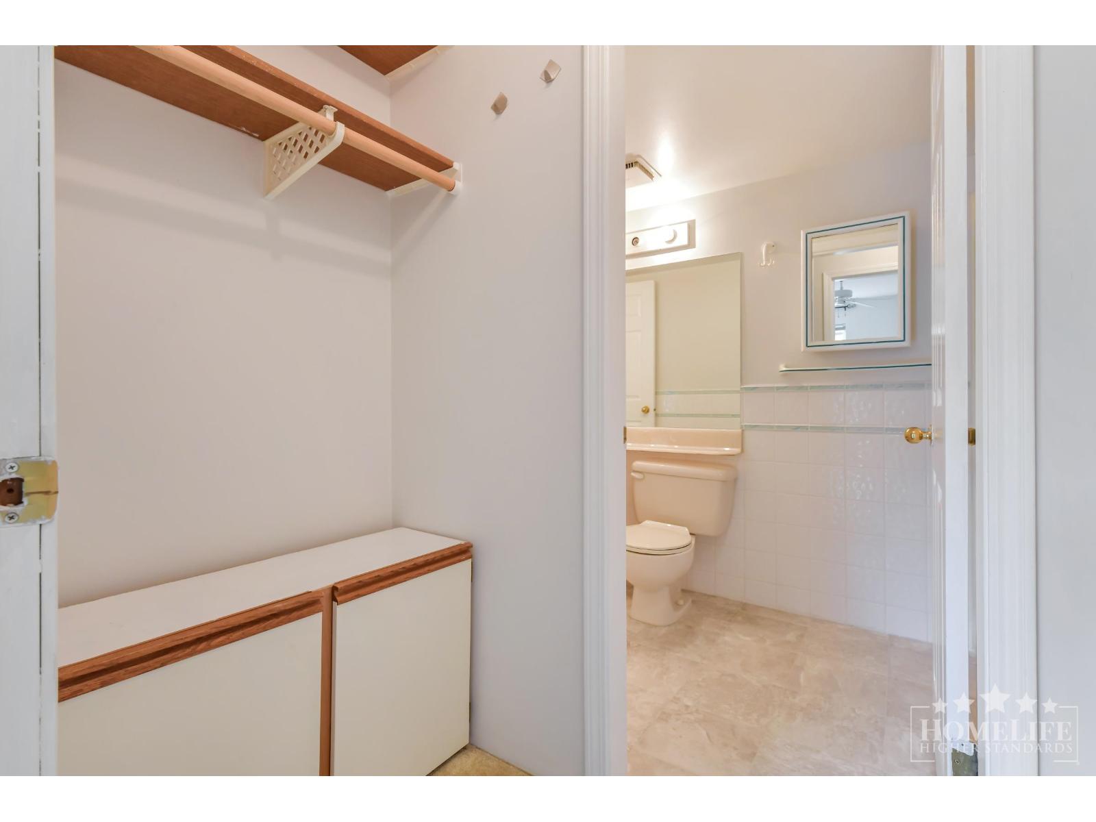 519 1350 Vidal Street, White Rock, British Columbia  V4B 5G6 - Photo 18 - R3106320