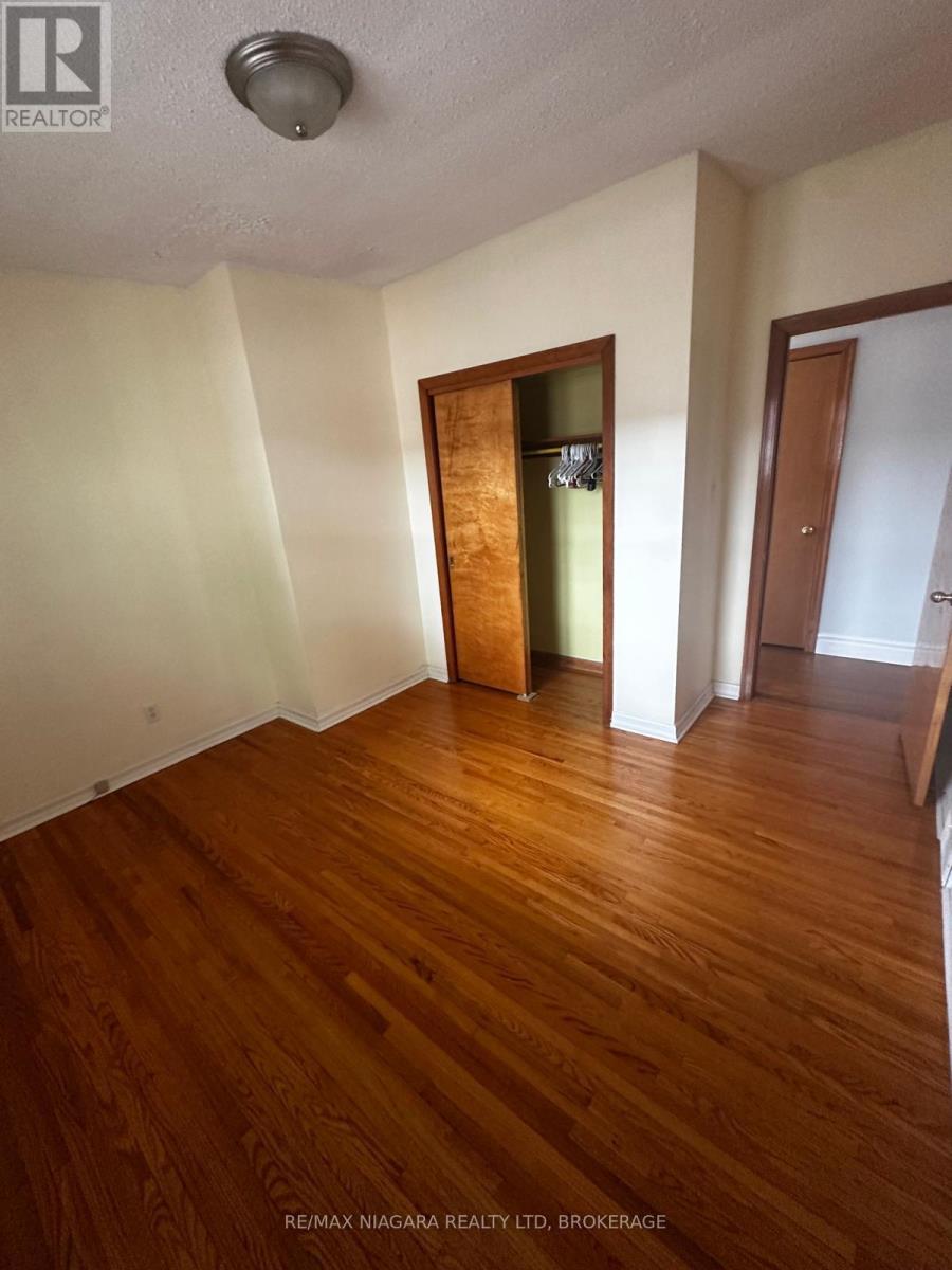 Main - 3577 Marlborough Place, Niagara Falls, Ontario  L2J 2S2 - Photo 11 - X12948556