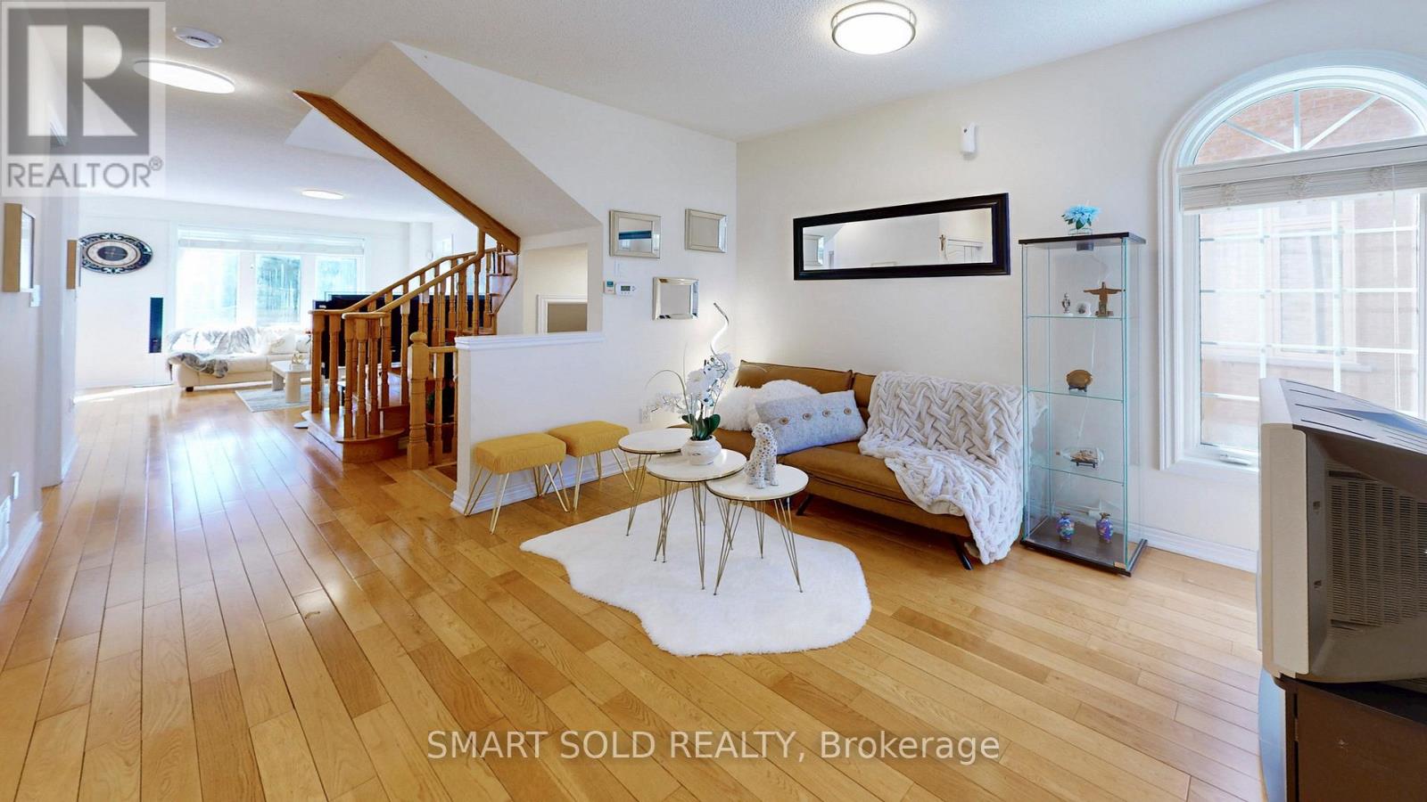 208 Cabernet Road, Vaughan, Ontario  L4J 8V8 - Photo 5 - N12948532