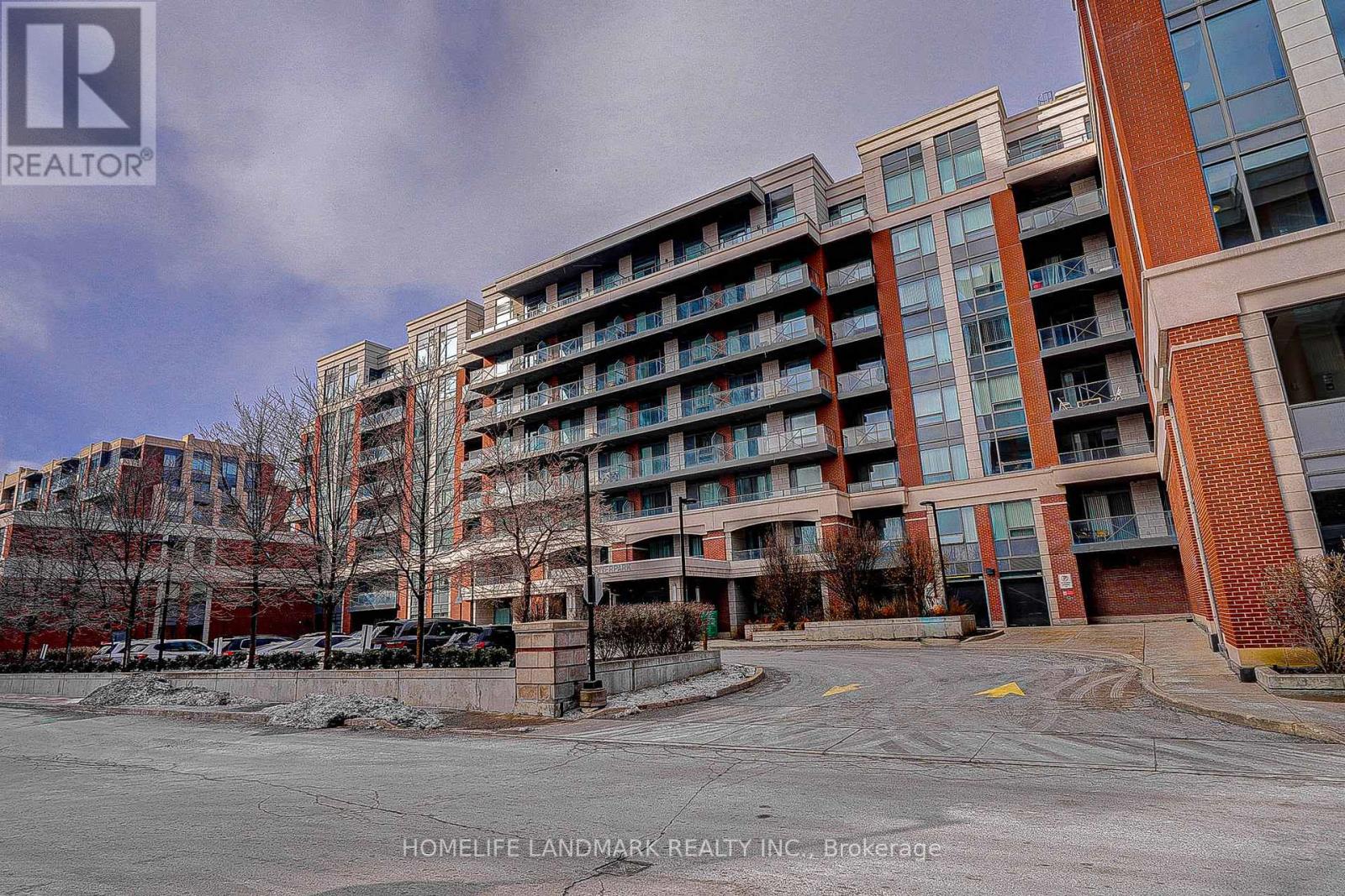 327 - 8228 Birchmount Road, Markham, Ontario  L3R 1A6 - Photo 3 - N12948558