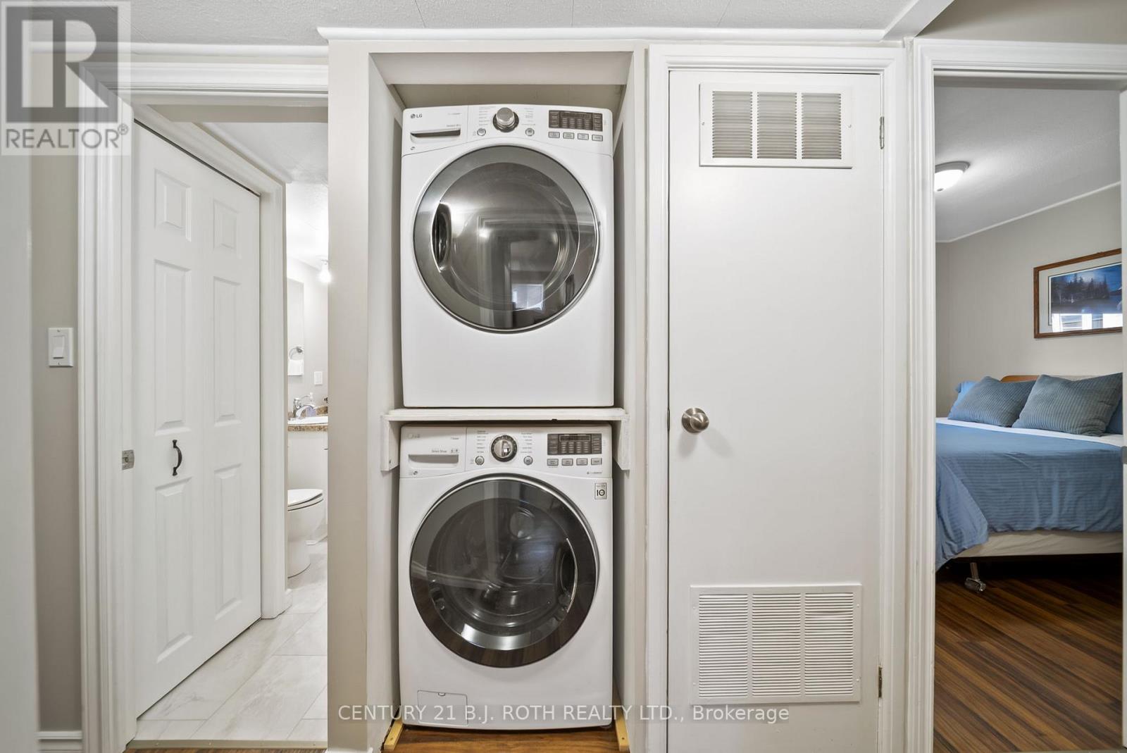 66 Cameron Drive, Oro-Medonte, Ontario  L0L 1T0 - Photo 15 - S12948550