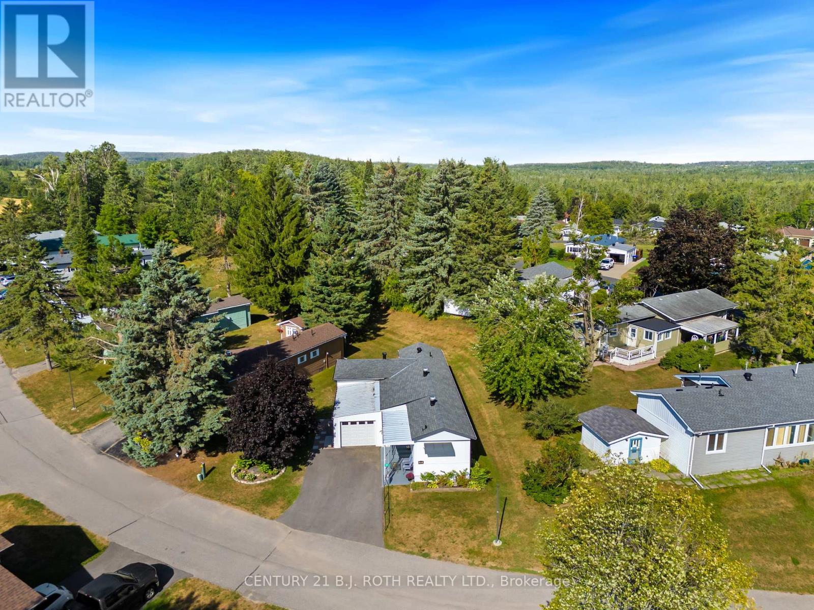 66 Cameron Drive, Oro-Medonte, Ontario  L0L 1T0 - Photo 21 - S12948550