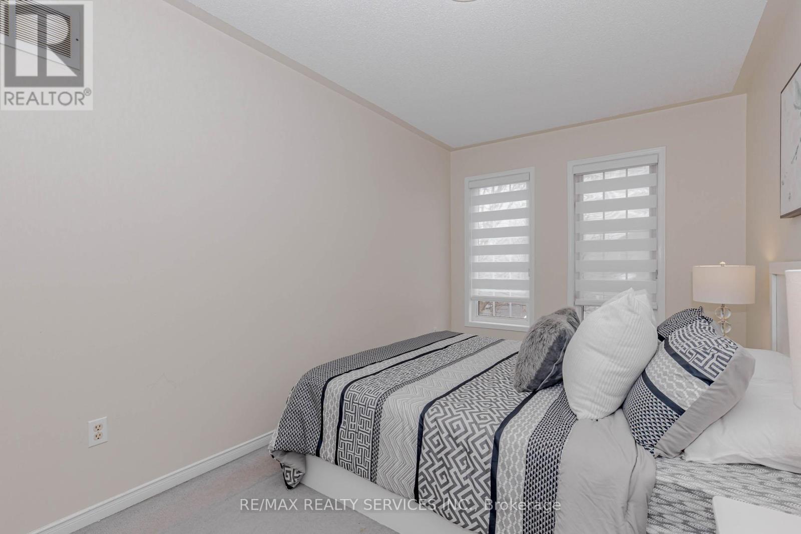 102 Sand Cherry Crescent, Brampton, Ontario  L6R 3B2 - Photo 30 - W12948540