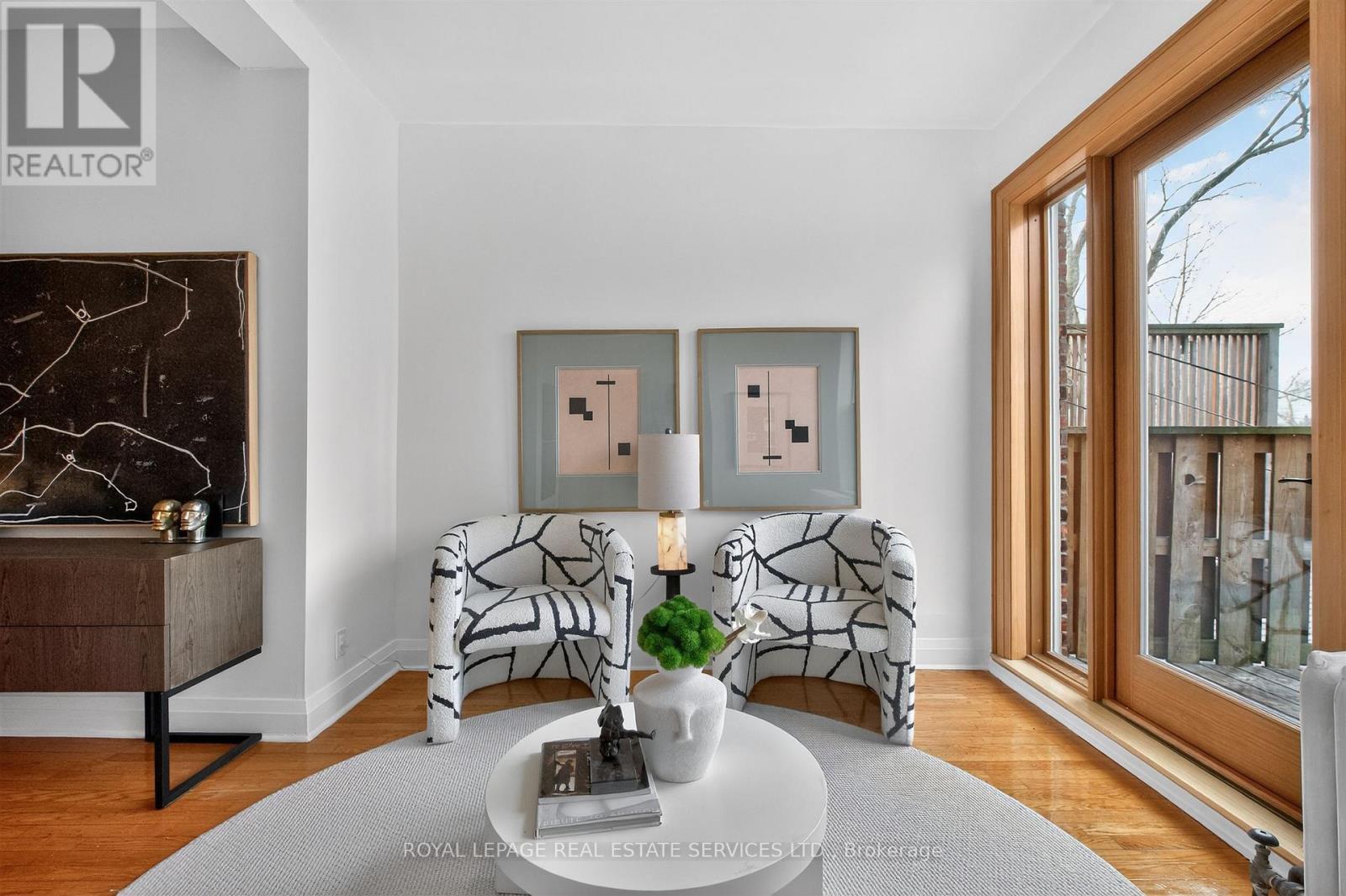 102 Gothic Avenue, Toronto, Ontario  M6P 2V9 - Photo 19 - W12948566