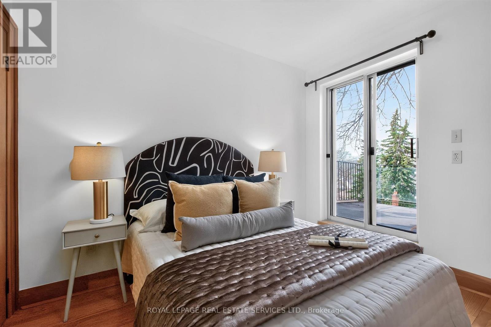 102 Gothic Avenue, Toronto, Ontario  M6P 2V9 - Photo 29 - W12948566