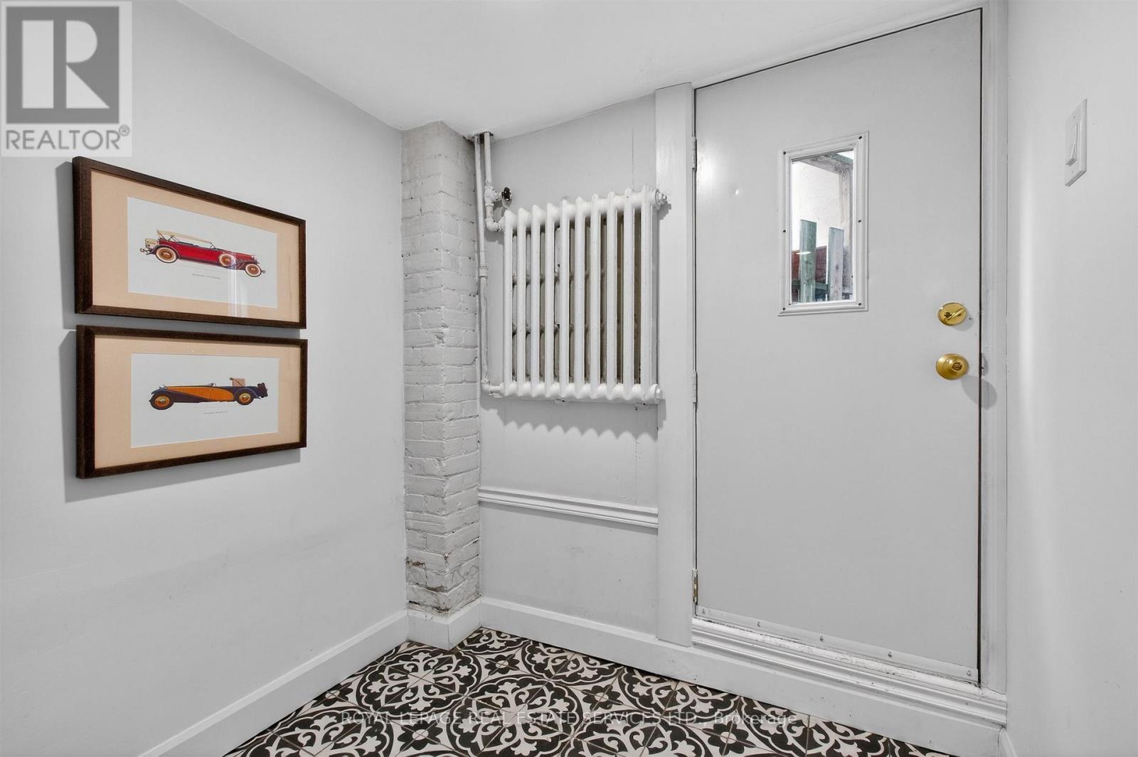 102 Gothic Avenue, Toronto, Ontario  M6P 2V9 - Photo 42 - W12948566