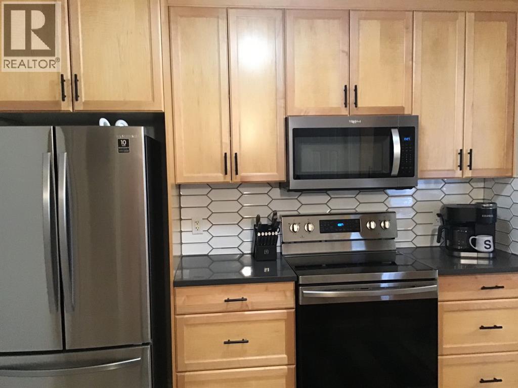 101, 4330a 55th Avenue, Whitecourt, Alberta  T7S 0B4 - Photo 5 - A2297155