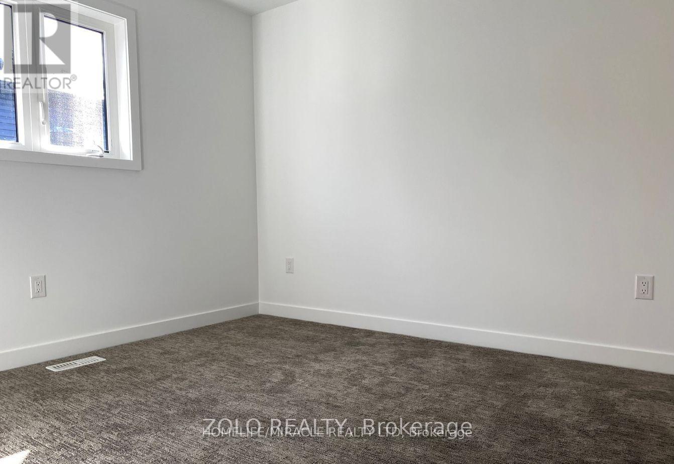 223 - 781 Clare Avenue, Welland, Ontario  L3K 0K1 - Photo 5 - X12948574