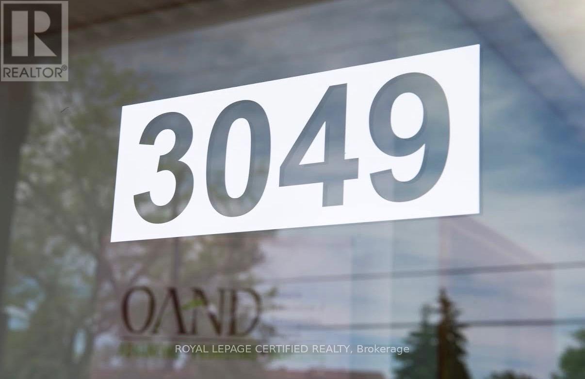 3049 KINGSTON ROAD, Toronto, Ontario