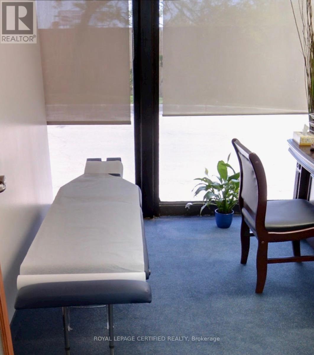 3049 Kingston Road, Toronto, Ontario  M1M 3W1 - Photo 6 - E12945308