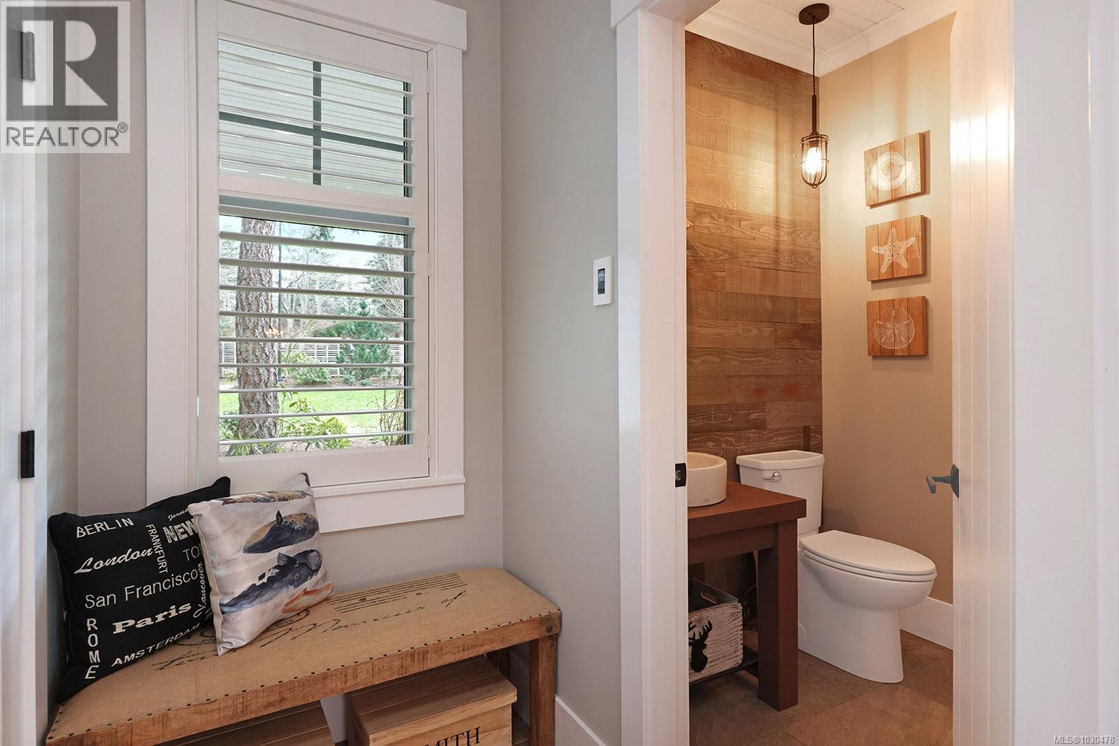 1050/1046 Kincora Lane, Comox, British Columbia  V9M 4C5 - Photo 11 - 1030478