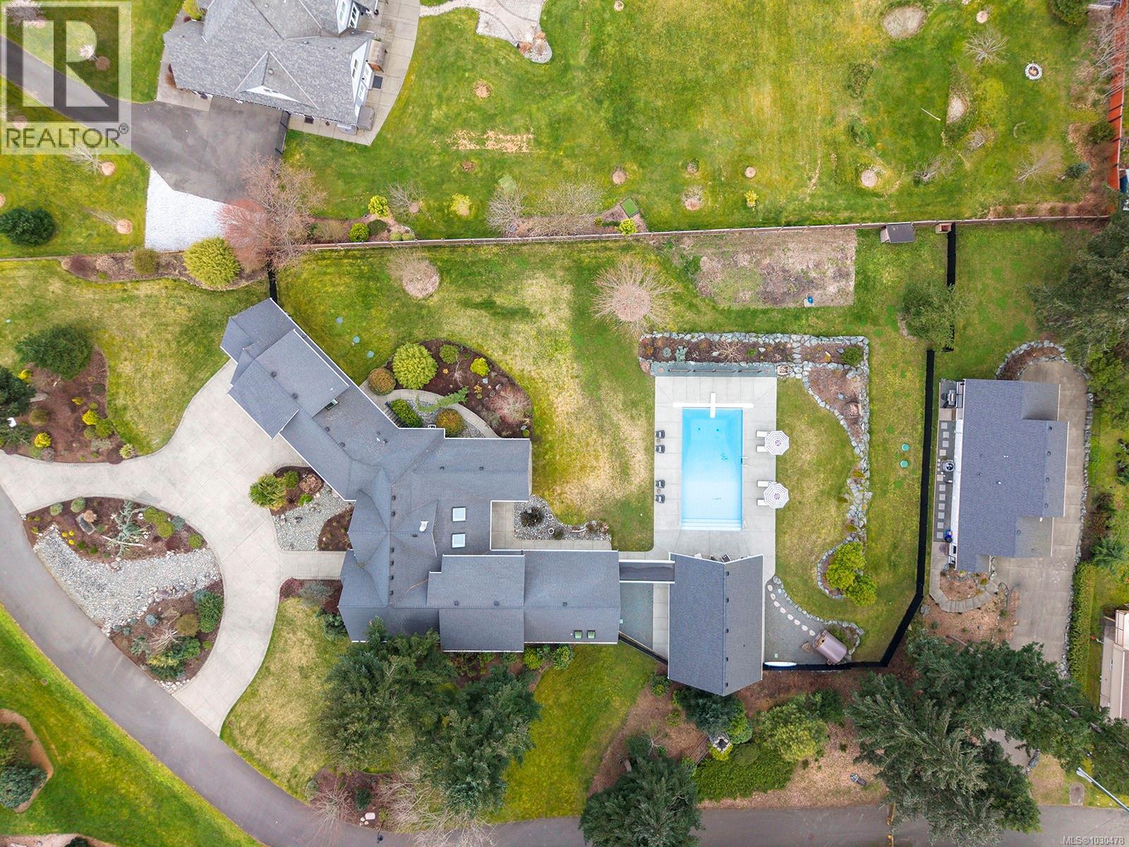 1050/1046 Kincora Lane, Comox, British Columbia  V9M 4C5 - Photo 5 - 1030478