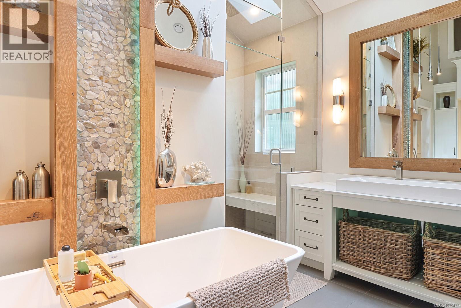 1050/1046 Kincora Lane, Comox, British Columbia  V9M 4C5 - Photo 30 - 1030478