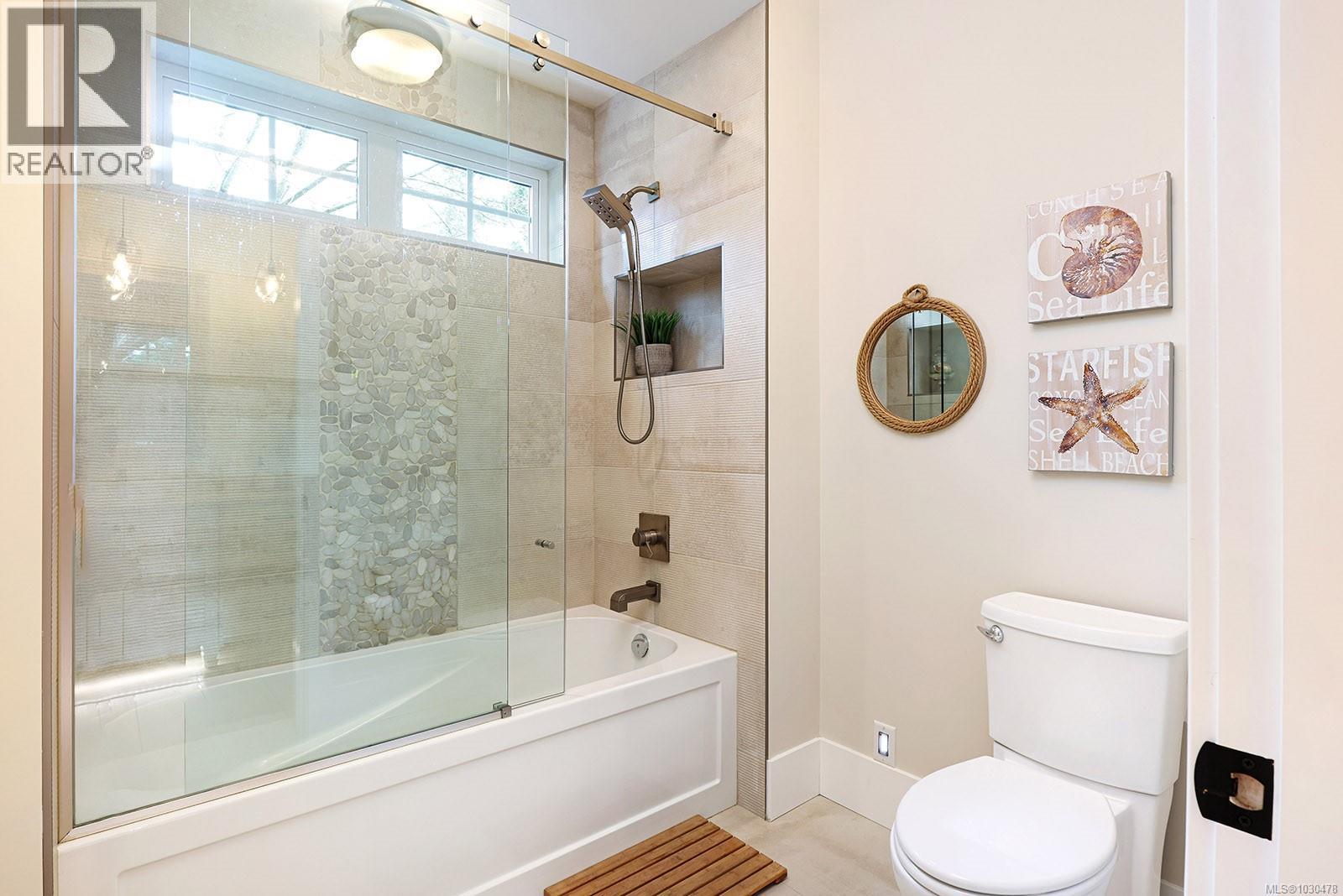 1050/1046 Kincora Lane, Comox, British Columbia  V9M 4C5 - Photo 35 - 1030478