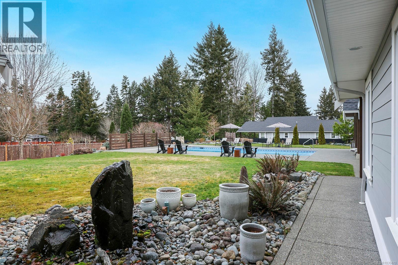 1050/1046 Kincora Lane, Comox, British Columbia  V9M 4C5 - Photo 50 - 1030478