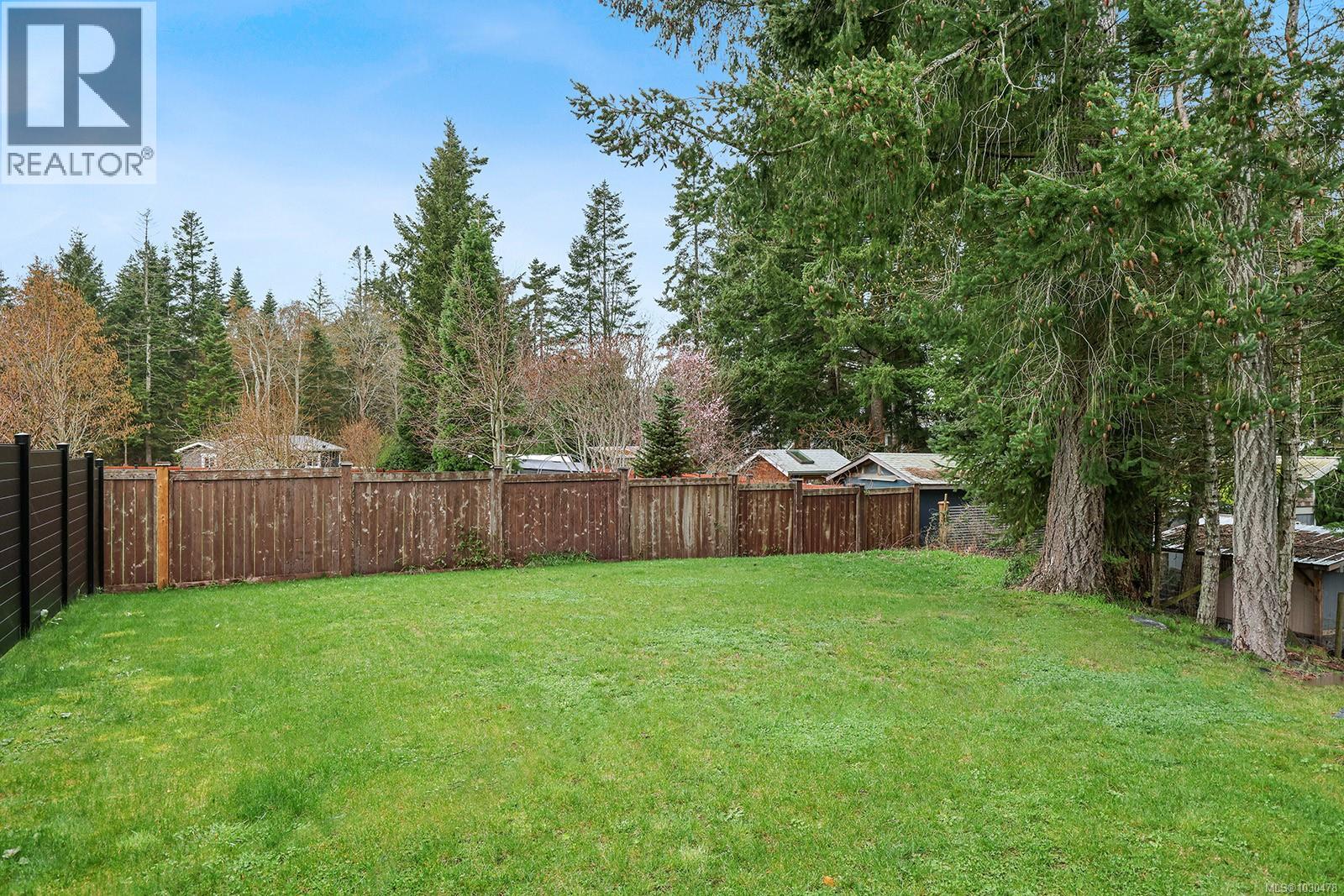 1050/1046 Kincora Lane, Comox, British Columbia  V9M 4C5 - Photo 81 - 1030478