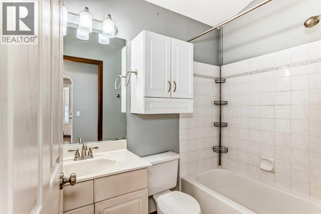 7109 Laguna Way NE, Calgary, Alberta  T1Y 7A7 - Photo 25 - A2298295