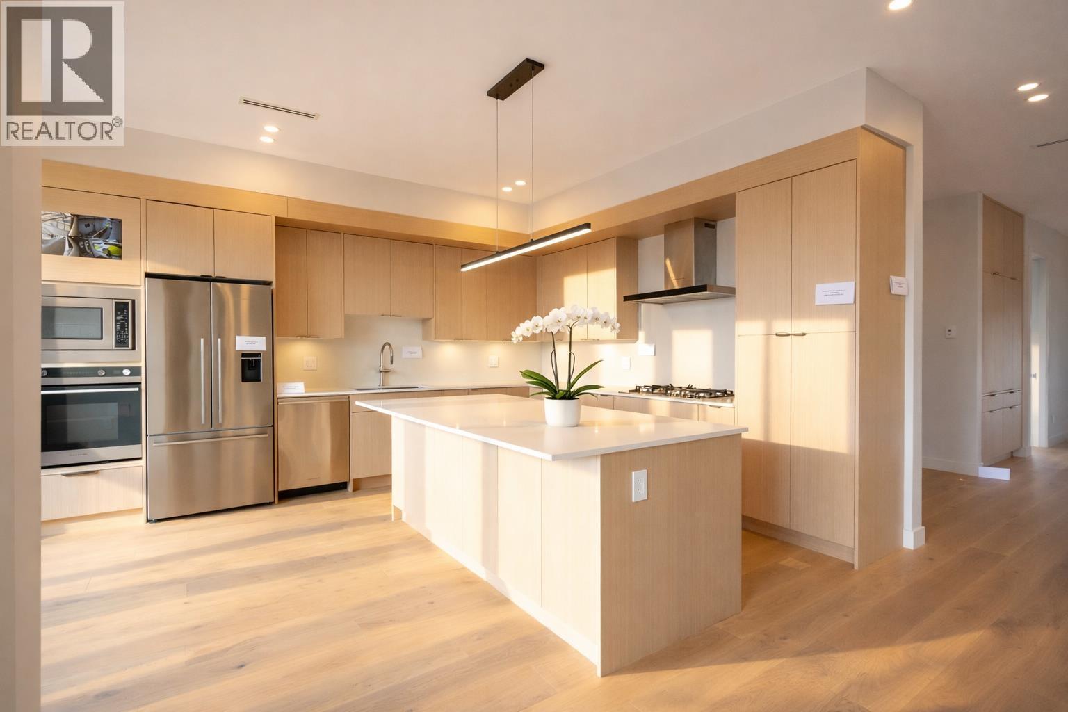 6252 Kitchener Street, Burnaby, British Columbia  V5B 2J4 - Photo 12 - R3106261