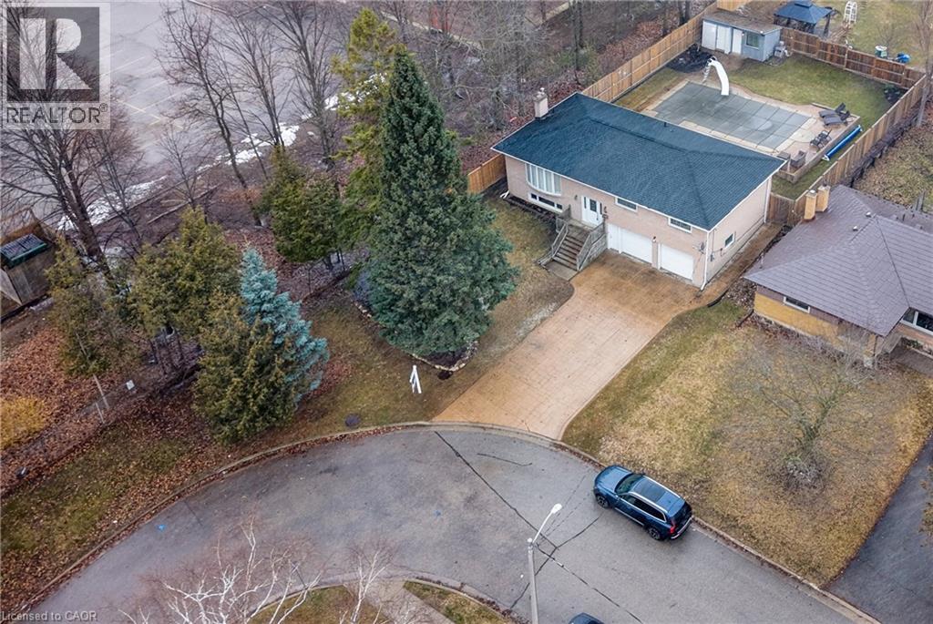 64 Wilkins Drive, Kitchener, Ontario  N2E 1L2 - Photo 4 - 40806989