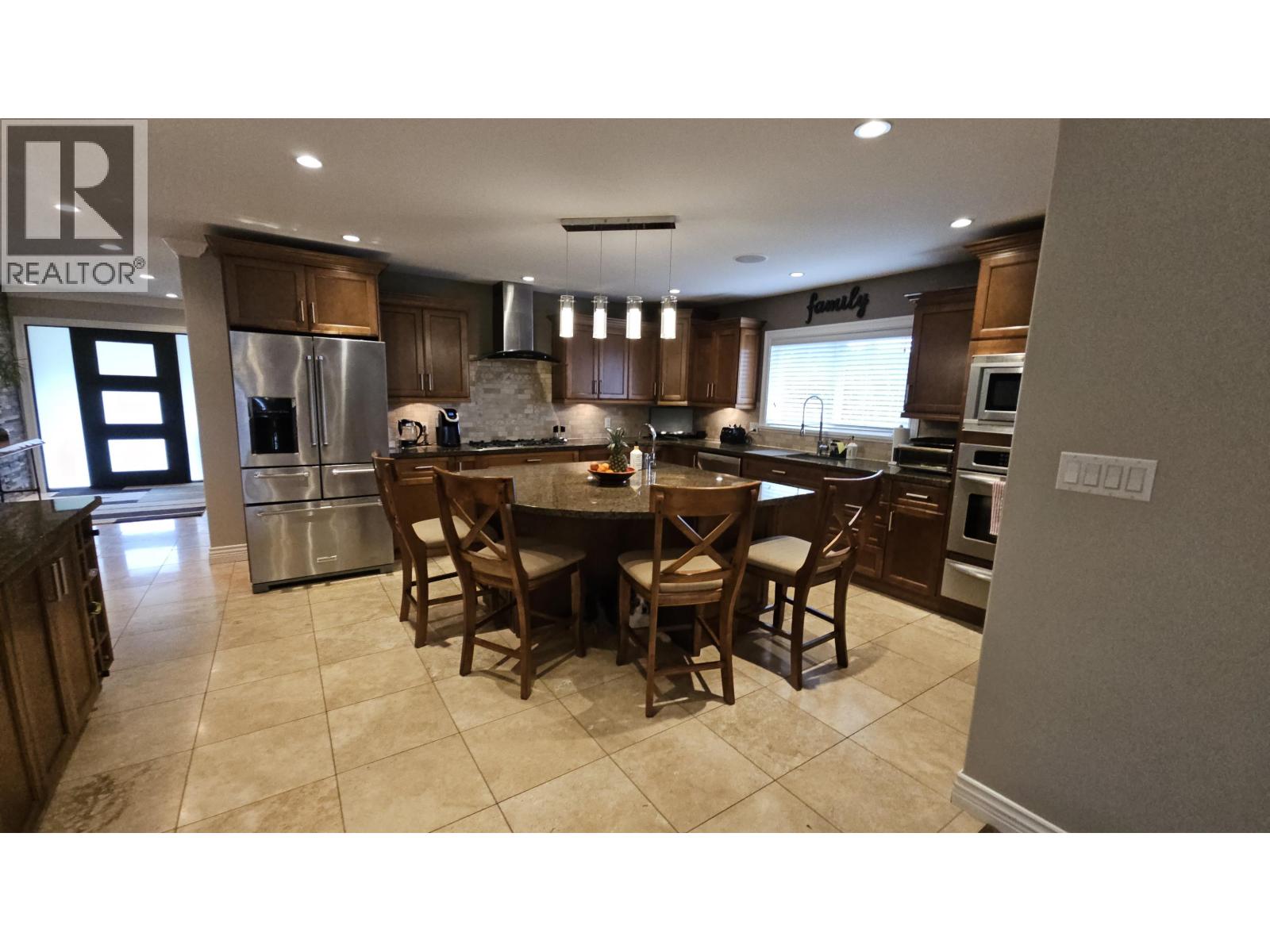 376 Richard Street, Coquitlam, British Columbia  V3K 3Z7 - Photo 10 - R3106311